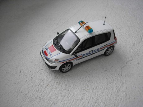 Renault Scénic 2003 police.jpg