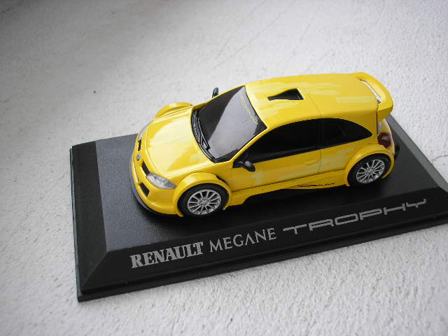 Renault Mégane Trophy presentacion car 2006.jpg