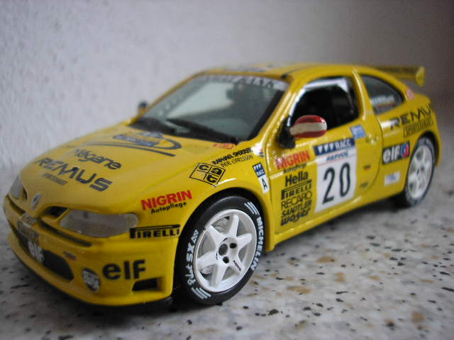 Renault Megane Maxi-REMUS 012